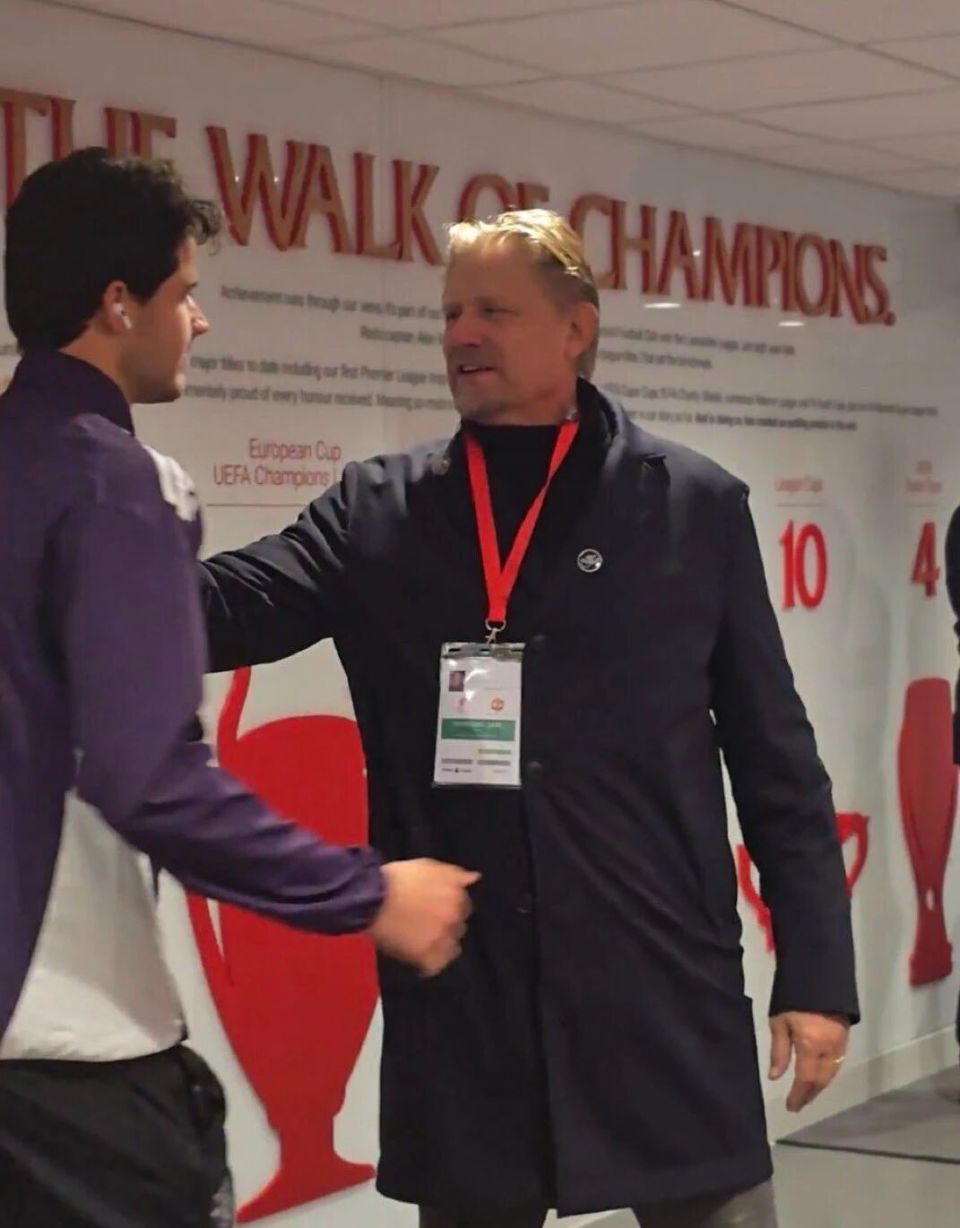 他的反应速, 他已经在曼, 术非常出色