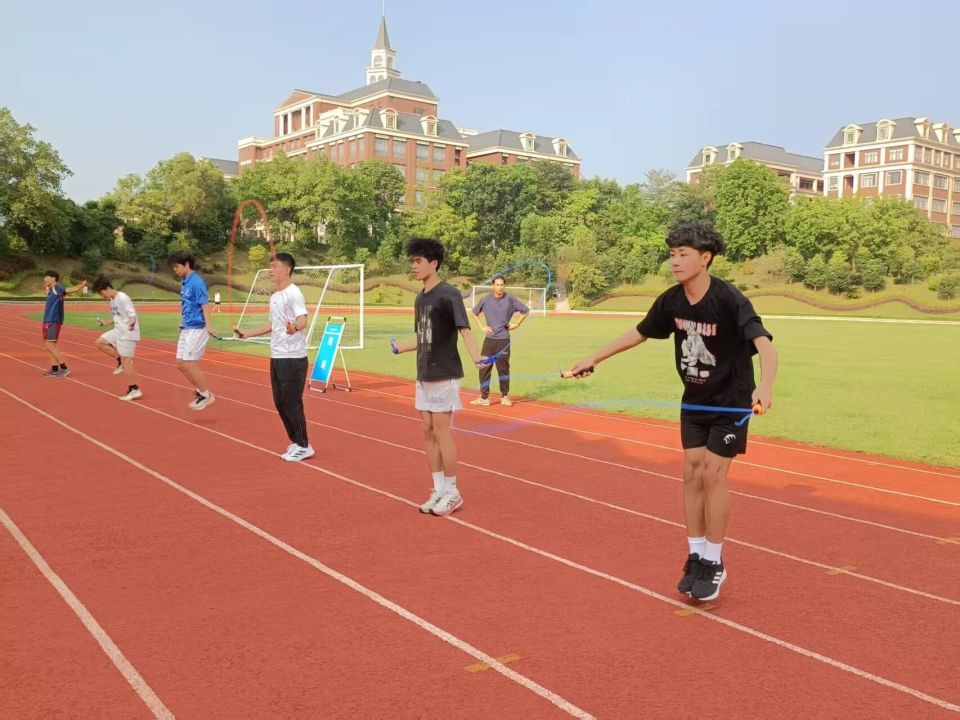 陆致彤, 国家体育锻